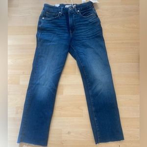 NWT Good American petite straight jeans